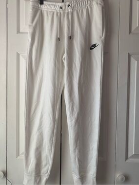 Nike Women’s Jogger Sweatpants with Black Swoosh